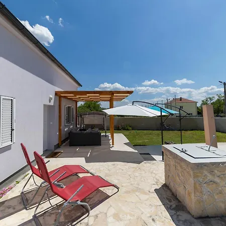 Vakantiehuis House Beram Zadar