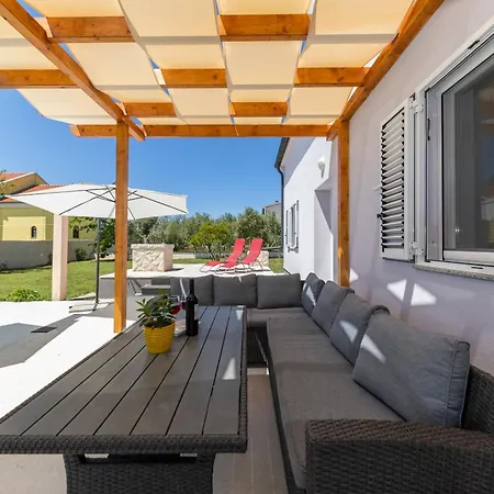 House Beram Vakantiehuis *