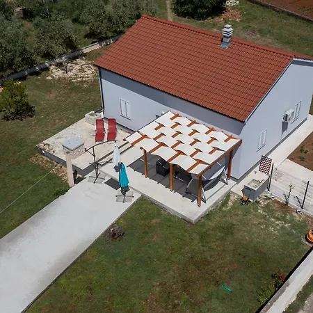 Vakantiehuis House Beram